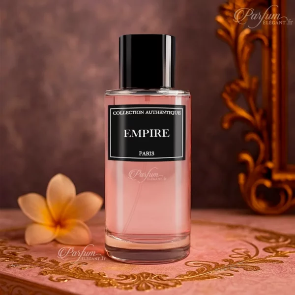 Parfum Empire de la Collection Privée L’Authentique présenté dans un flacon rose vif ; fragrance fruitée, florale et ultra-gourmande.