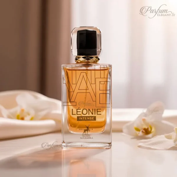 Léonie Intense – Fragrance Florale Ambrée au Sillage Captivant Léonie Intense Maison Alhambra avec son coffret – parfum intense élégant pour femme