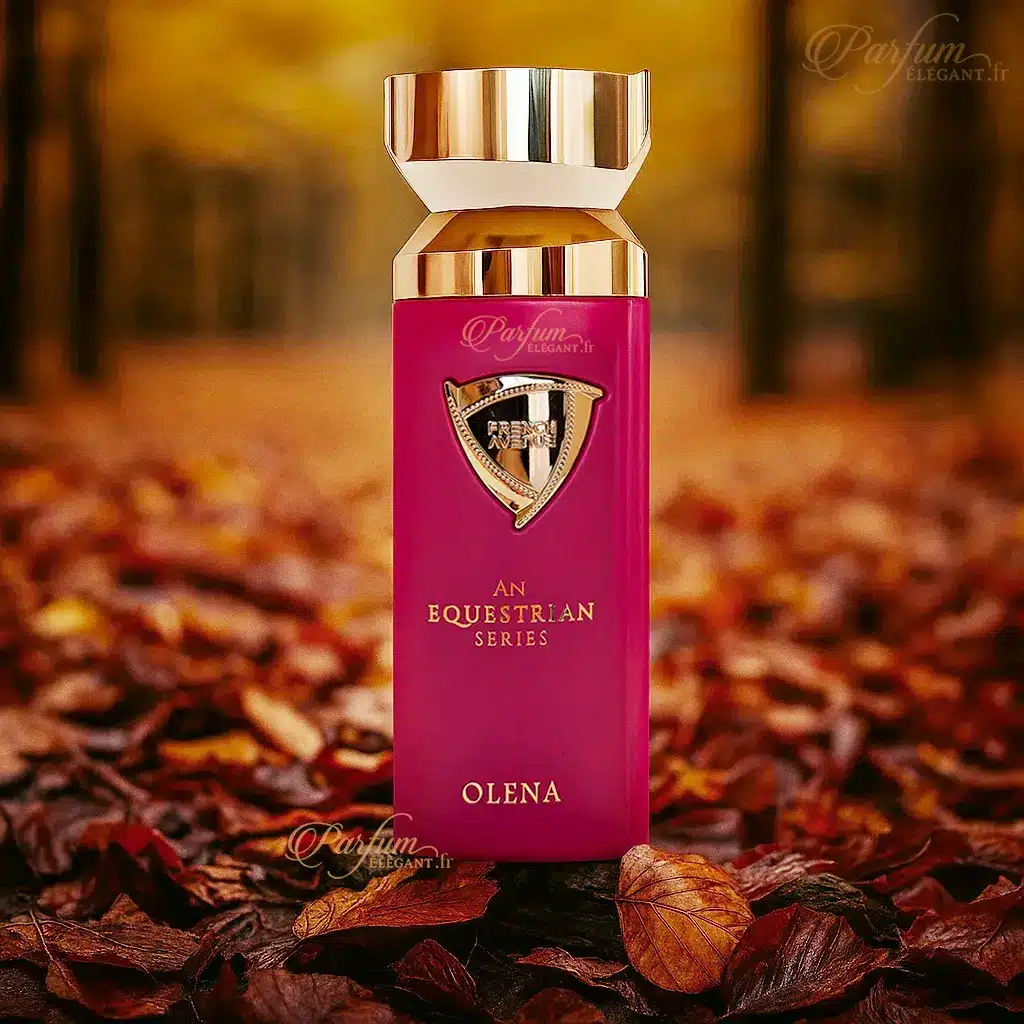 OLENA – Eau de Parfum Floral Gourmand & Poudré pour Femme | French Avenue 4 Bottle OLENA French Avenue posé en décor automnal – parfum femme doux musqué