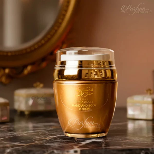 Crème Bint Hooran – lotion mains et corps luxe Crème Bint Hooran mains et corps dans une ambiance élégante