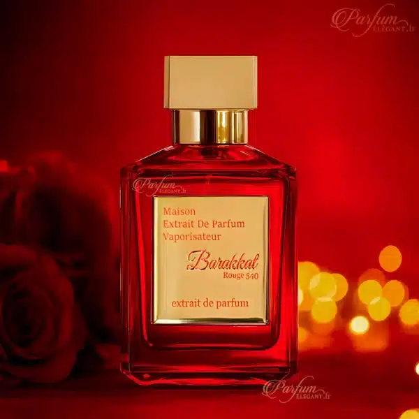 barakkat-rouge-540-packshot-extrait-parfum-100ml Flacon du parfum Barakkat Rouge 540 dans une ambiance rouge luxueuse et orientale