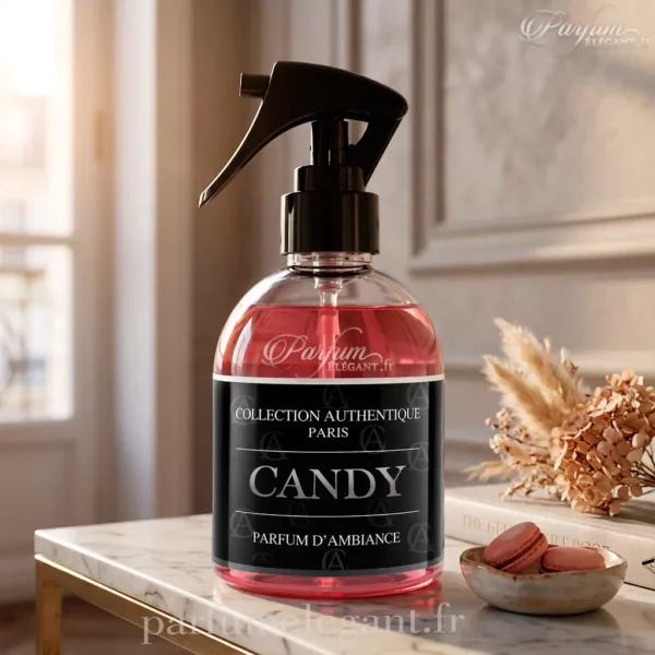 Candy Spray Maison Gourmand Collection Authentique Photo du parfum d’ambiance Candy Collection Authentique Paris sur fond clair. Un spray intérieur gourmand et sucré parfait pour parfumer la maison, les textiles et diffuser une ambiance chaleureuse et réconfortante.