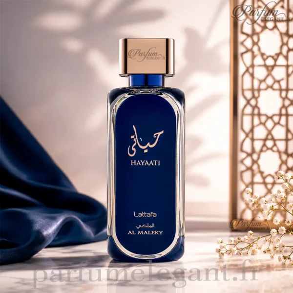 hayaati-al-maleky-lattafa-packshot-100ml Packshot du parfum Hayaati Al Maleky de Lattafa avec boîte officielle sur fond blanc