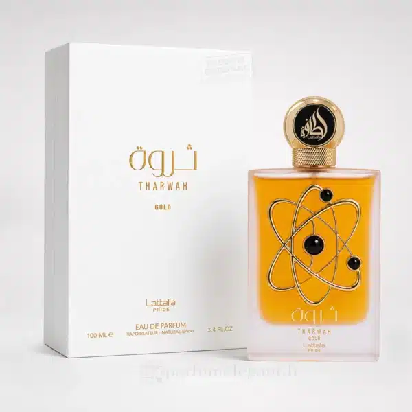 Parfum Élégant – Parfums Dubaï & Orientaux | Dupes Luxe à Prix Abordables en Boutique & en Ligne 16 Présentation du coffret ouvert du parfum Tharwah Gold Lattafa Pride avec le flacon et son écrin premium.